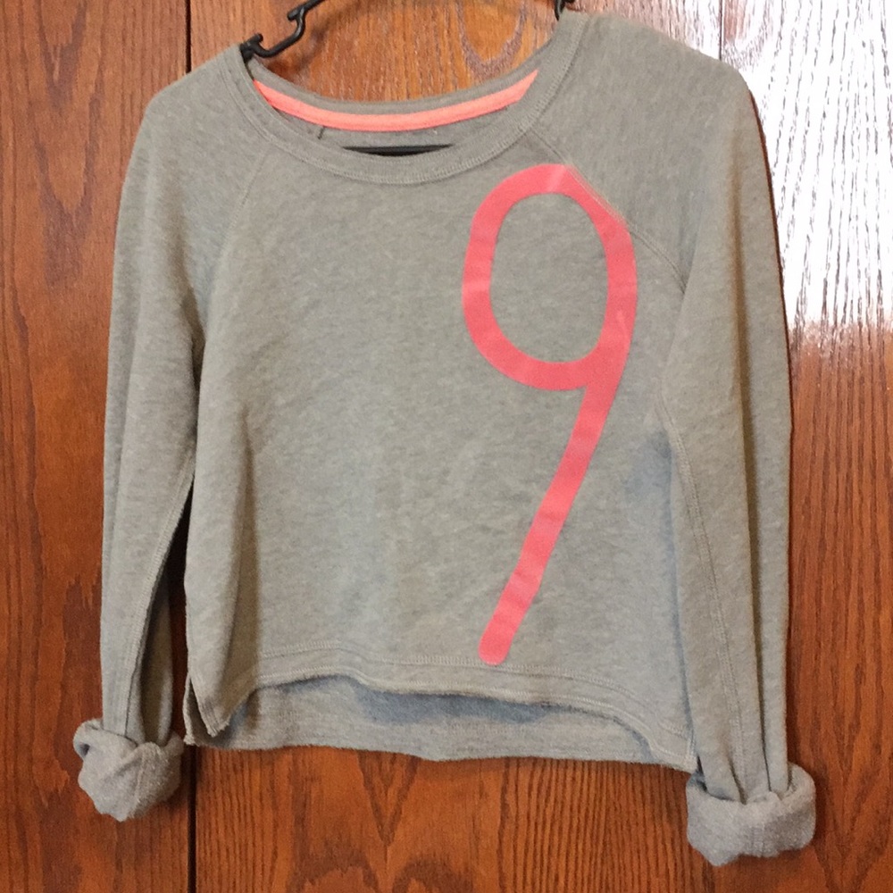 Hollister Crop Top